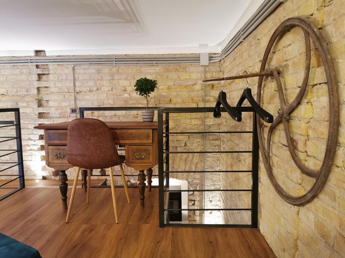 The Address Loft 22Ppl Apartment บูดาเปสต์ ภายนอก รูปภาพ